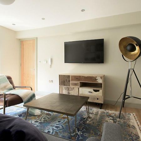 The New Bond Street Loft - Modern & Central 1Bdr Appartement Londen Buitenkant foto
